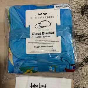 Little sleepies Around the world Cloud blanket